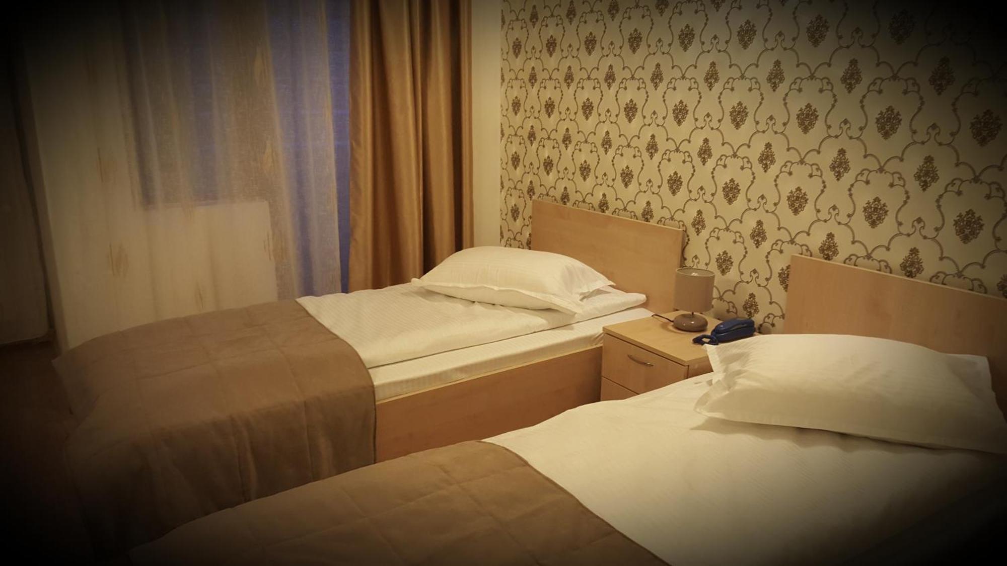 Hotel Story Târgu Jiu Chambre photo