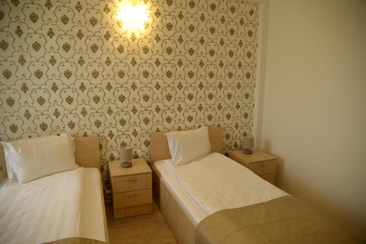 Hotel Story Târgu Jiu Extérieur photo